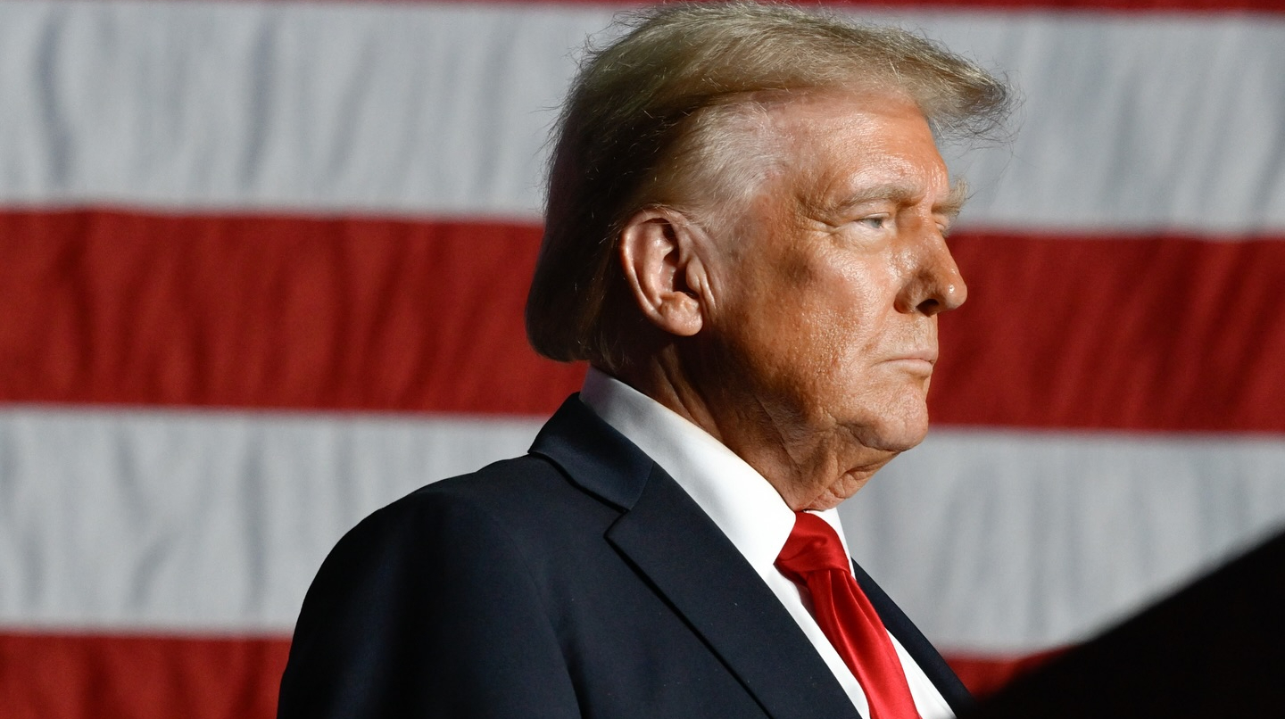 Трамп заявив, що збитки суднам в Ормузькому регіоні компенсують за рахунок іранських коштів