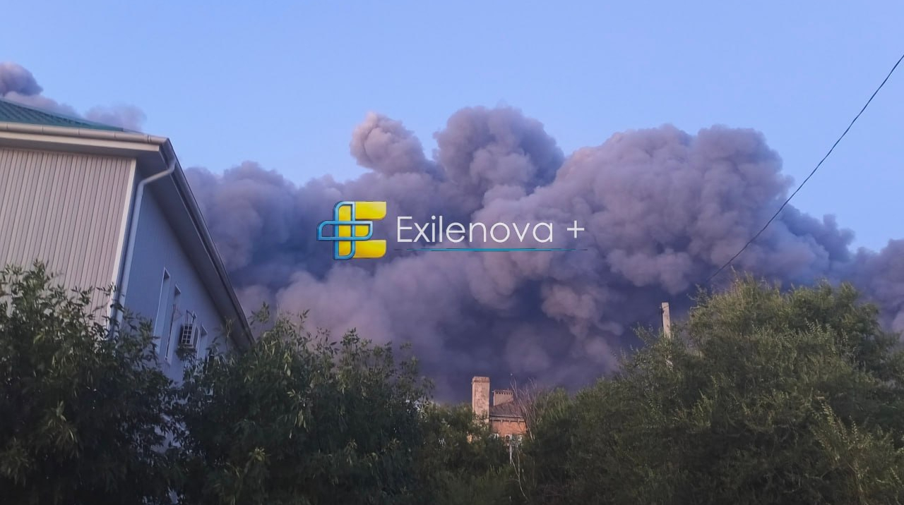В Волгоградской области сообщают об атаке дронов на НПЗ и складской объект Wildberries