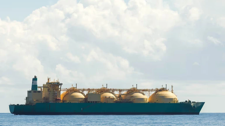 Європа ризикує увійти в зиму з дорогим газом — Bloomberg