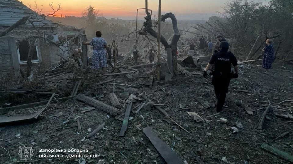 У Запоріжжі через удар УАБ і дронів загинув чоловік, ще двоє поранені