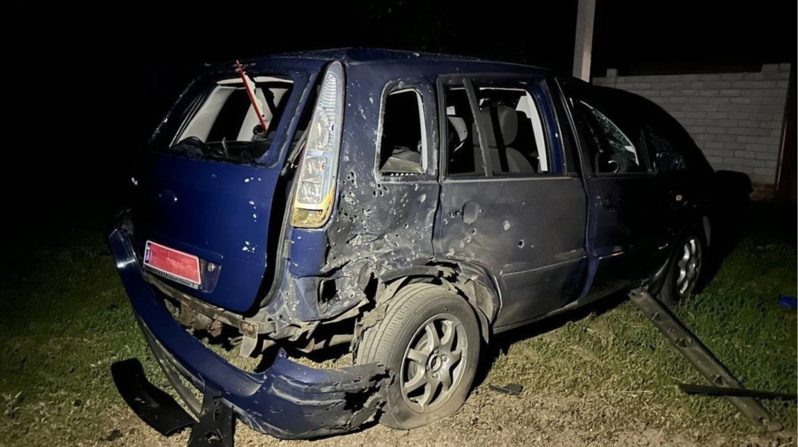 На Харківщині дрон скинув вибухівку на мотоцикліста, чоловік зазнав тяжких поранень