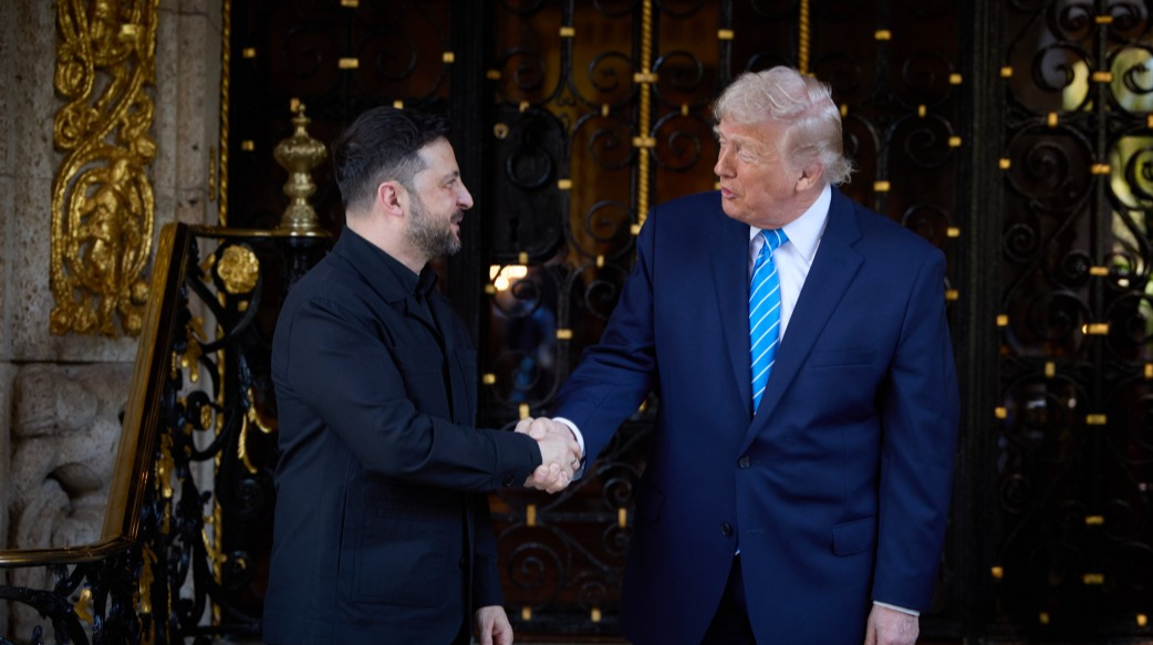 ЗМІ: Трамп у приватній розмові радив Зеленському діяти жорсткіше щодо Росії