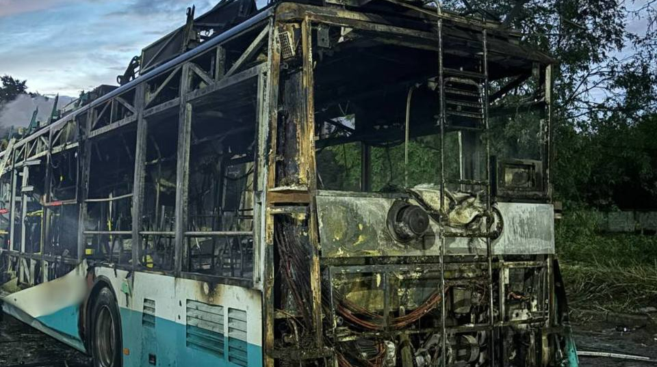 У Сумах після удару КАБ поранено водія тролейбуса