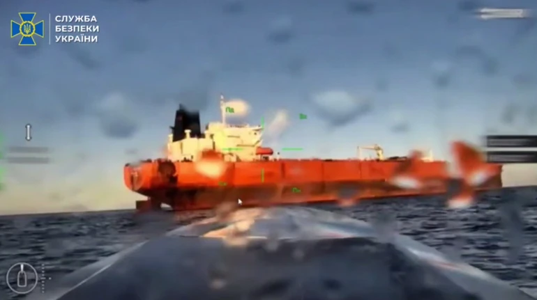СБУ і ВМС України уразили два танкери, які пов’язують із російським тіньовим флотом
