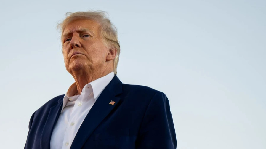 Трамп поручил отменить ограничения для бывших чиновников по теме НЛО