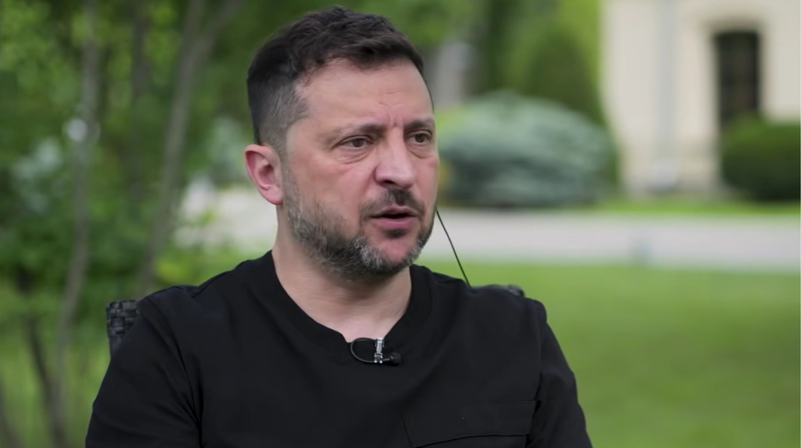 Зеленський: далекобійні удари — це результат командної роботи, а не однієї людини