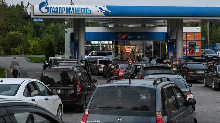 У вересні в Росії може посилитися дефіцит пального через ремонт НПЗ у Білорусі та РФ